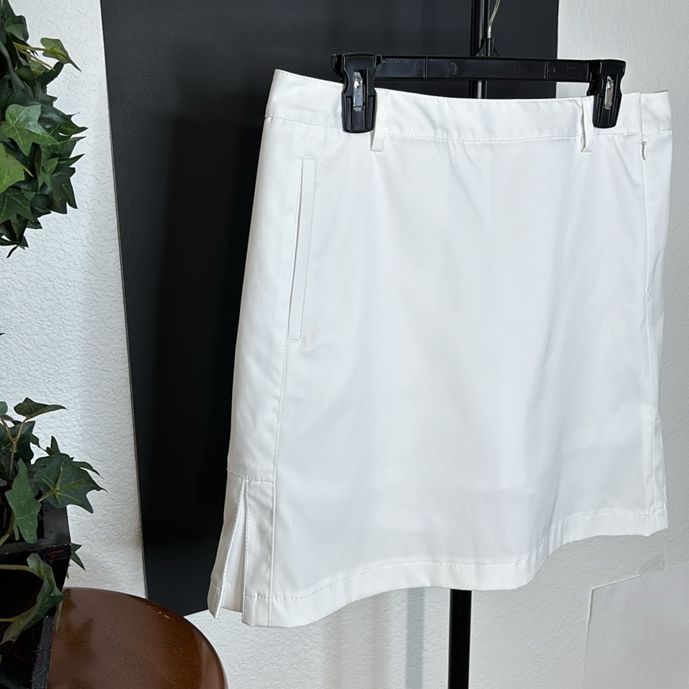 Annika Cutter & Buck Skort Golf Tennis | White | Size 10 - Picture 2 of 12